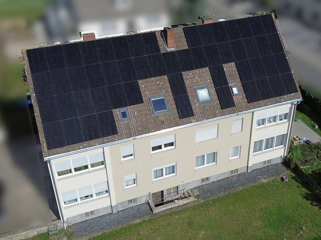 Dachflächen-Vermessung eines Mehrfamilienhauses in Plaidt